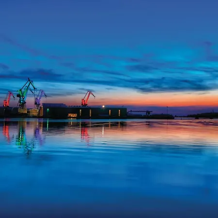 3 Bedroom Gorgeous In Holiday home