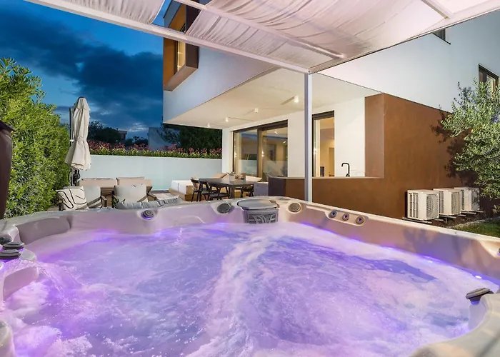 別荘 3 Bedroom Gorgeous In