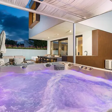 別荘 Luxurious Home In Pula