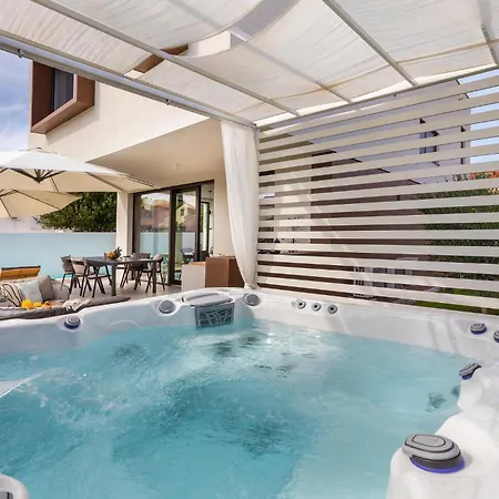 3 Bedroom Gorgeous In