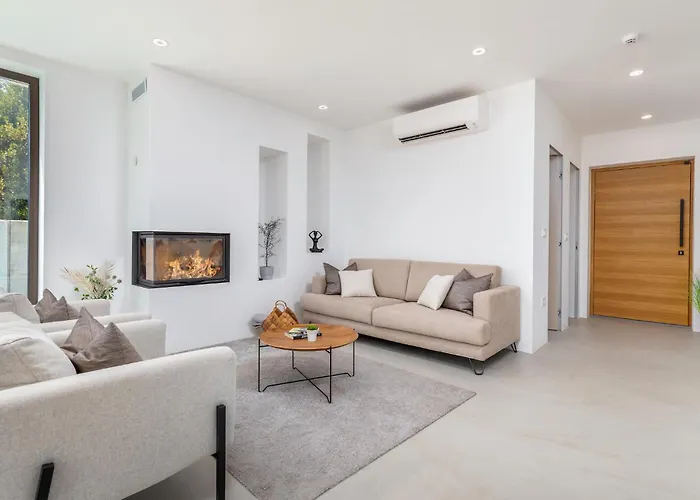 3 Bedroom Gorgeous In Ferienhaus *